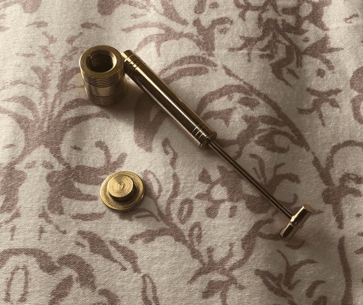 I Found This Strange Brass Object While Cleaning Out an Old Cabinet.. Nobody Could Tell Me What It Was