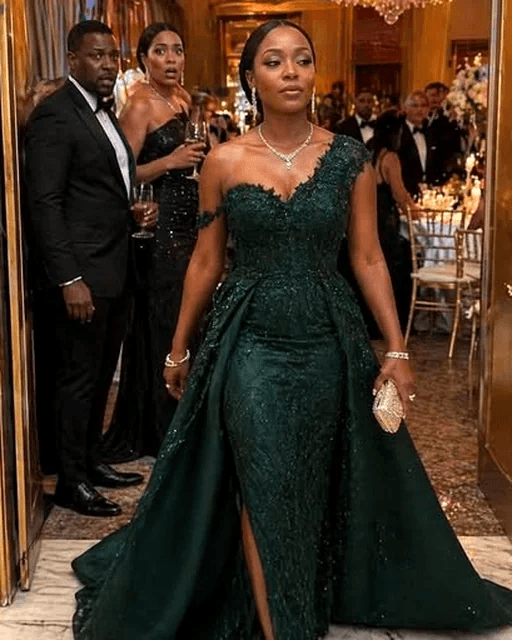I watched my husband torch my dress, then I walked into his gala as the hidden queen of his empire.